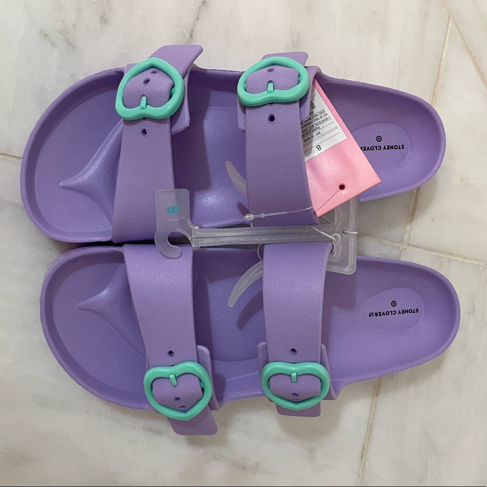 NWT Stoney clover purple sandals size 8